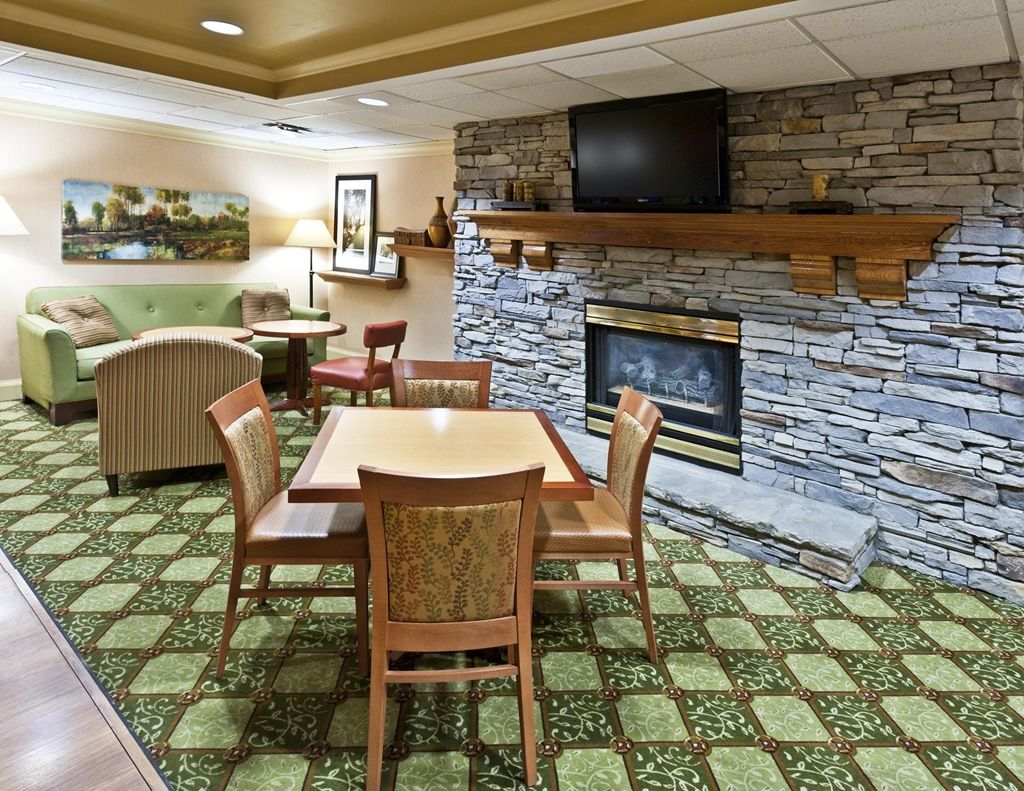 Hampton Inn Concord/Каннаполіс Ресторан фото